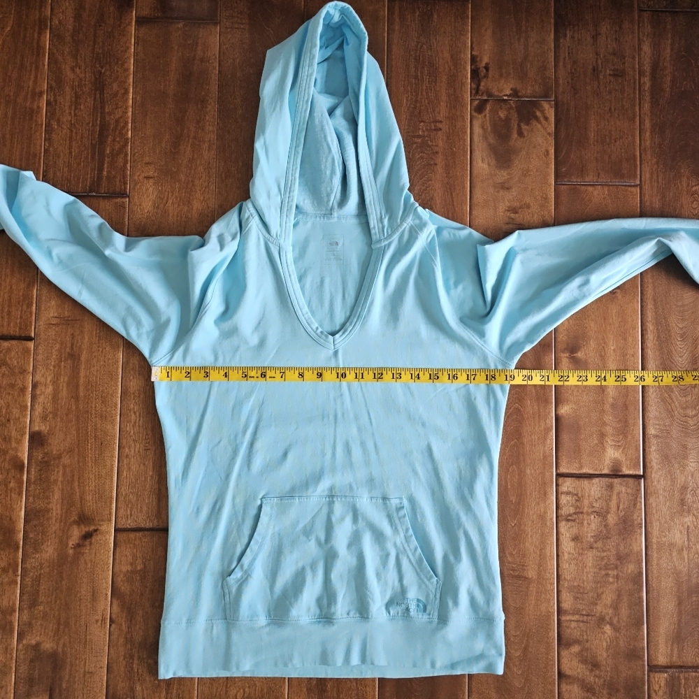 NWOT: North Face hooded pullover shirt size L - Picture 7 of 13